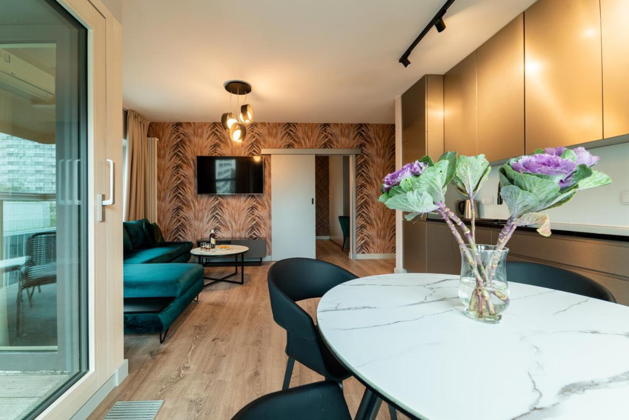 Mennica Residence Luxury Location Varsovia Exterior foto