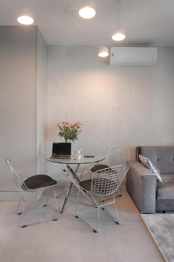 Mennica Residence Luxury Location Varsovia Exterior foto